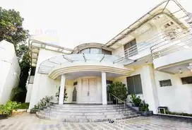 RUMAH BESAR DI PONDOK INDAH DIJUAL DENGAN HARGA SPESIAL