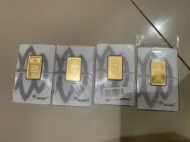 emas antam logam mulia 10 gram
