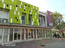 0351 - Disewakan Ruko Metro Park 2.5 lantai LB 60 m2 GKB Gresik