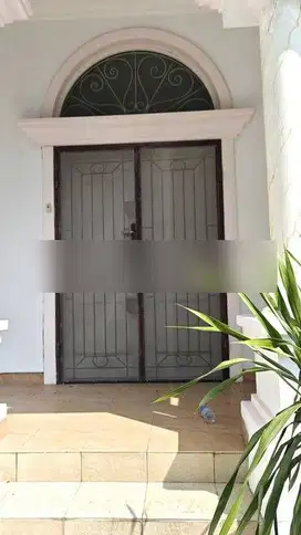 Rumah Mewah Murah 3Lt 8x20 4+1KT Cluster Florence Pik Full Furnish