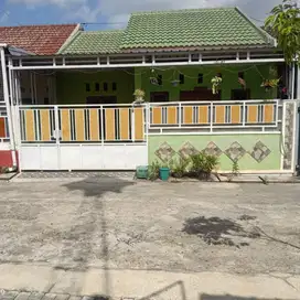 Rumah bagus di perum siap huni di Mojolaban Sukoharjo