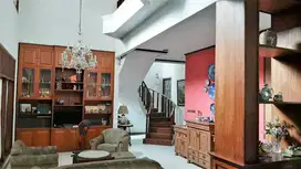 Rumah 2 Lantai Hook SHM  Kontemporer Style siap huni di Bintaro CL 130