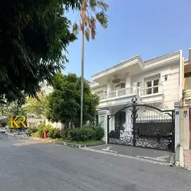 Pondok Indah Rumah American Classic Jalan Lebar