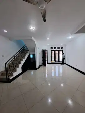 Rumah Janur Hijau Kelapa Gading, Nego