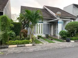 Rumah di kompleks Kekalik dekat Jl Panjitilar