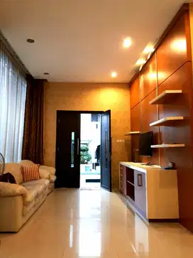 Di Jual Perumahan The Green BSD Posisi Hoek,Tangerang Selatan