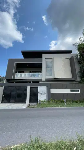 Rumah Mewah Konsep Villa Premium View Merapi di Jogja Utara Sleman