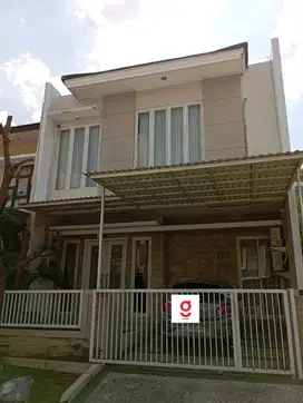 Dijual Rumah Strategis Pakuwon City cluster florance surabaya
