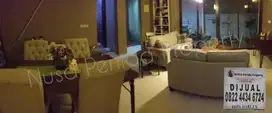 Rumah Kota Wisata Cantik Modern Minimalis