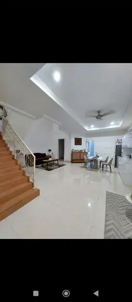 dijual rumah baru di kelapa gading