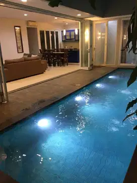 disewakan rumah bagus di area Senopati kebayoran baru