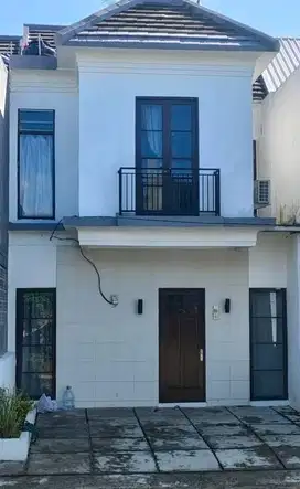 Disewakan Rumah Baru di Pinggir Jalan Strategis View Gn.Salak & Gede