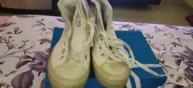 Dijual Sepatu Converse 70s Lay Zang Size 40,5