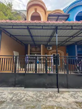 Rumah Tingkat Nego di setiabudi ringroad dekat kampus usu Santomas