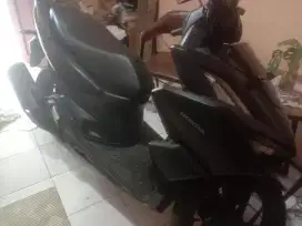 Jual Honda Vario 160 Warna Hitam  tahun 2023 Juli