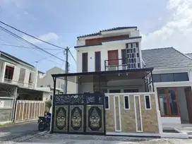 Jual Rumah Colomadu 600 jt-an 2 Lantai Barat Museum De Tjoelomadoe