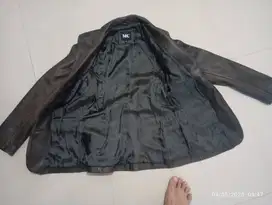 Jaket Kulit Wanita kondisi bagus