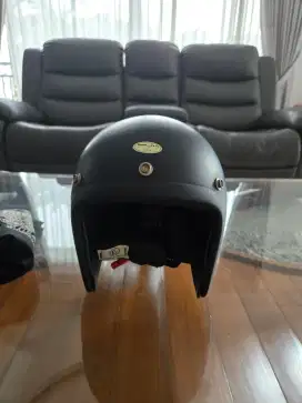 Helm TT & Co 500-TX Hitam Dof