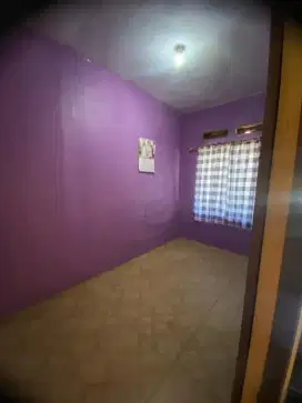 Di Kontrakan Rumah