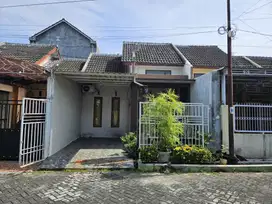 DIJUAL RUMAH TYPE 61 SIAP HUNI DI TENGAH KOTA