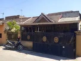 Rumah gedongan colomadu dijual cepat murah BU