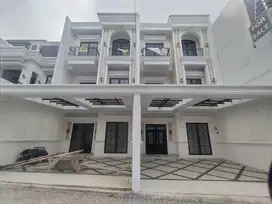 Rumah cluster  pinggir jln  warung silah 5 menit toll brigif