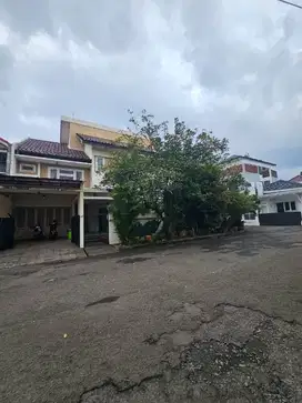Di jual rumah di vila delima lebak bulus jaksel