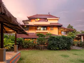 RUMAH NUANSA BALI DI BALI VIEW TANGERANG SELATAN ASTISKTIK DAN ASRI