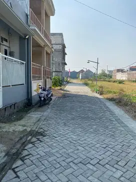 Menganti tanah kavling