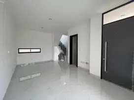 Disewa Murah Rumah Golf Island PIK Cluster Harmony Uk 5 x 15 Ready