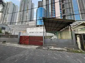 Li7. Dijual Rumah hitung tanah di  Kencanasari Timur