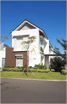 Rumah Summarecon Cynthia Hook Bagus dan Siap Huni