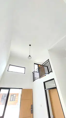 Type 32 LT 75 balkon dan mezanin SHM deket stasiun depok hrga 400jtan