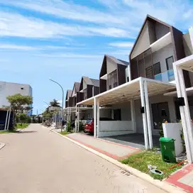 Jual Cepat Rumah Cantik Baru Melia Hyra Depan Taman Dekat Transmart
