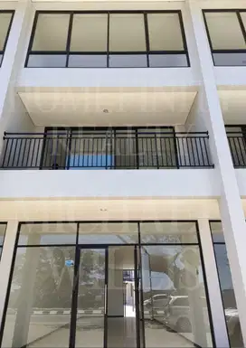 Dijual! Ruko Eksklusif Rolling Hills di Tanjung Bunga – Unit Terbatas!