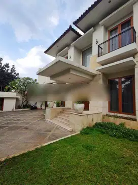 Rumah Baru Bagus SHM di Kemang Selatan, Jakarta Selatan