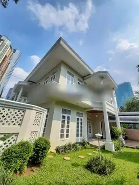 Rumah Bagus SHM di Mega Kuningan, Jakarta Selatan