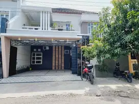 Rumah Mewah 2 Lt Akses Jalan Lebar Solo Kota