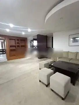 Rumah Bagus Strategis SHM di Blok M , Jakarta Selatan