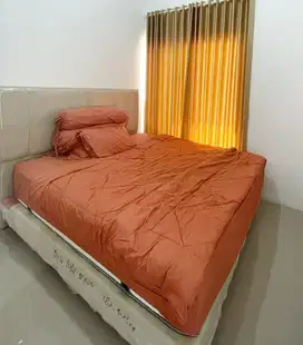 Di jual kasur springbed Slumberland set Divan (Like New)