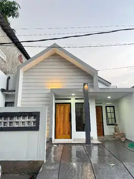 rumah mewah bangunan klasik samping BMW Cilegon
