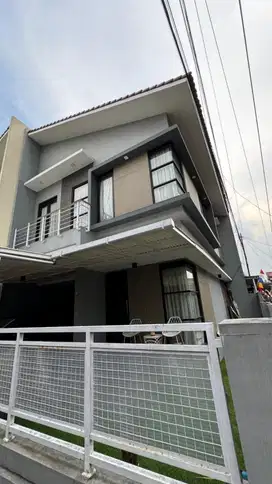 rumah lux sayap buah batu