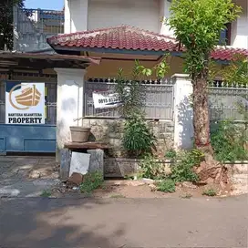 WARUNG BUNCIT JAKARTA SELATAN HARGA 4M NEGO