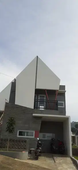 RUMAH BARU MINIMALIS MURAH DALAM CLUSTER DI JATIHANDAP BANDUNG
