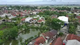 Tanah Ngantong Sekitar Alun Alun Ciparay Dekat Jalan Raya Laswi Girik