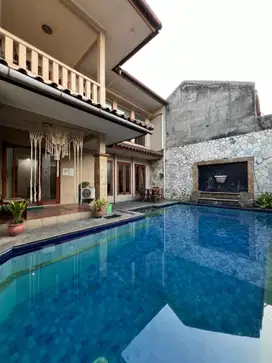 DIJUAL RUMAH KLASIK MINIMALIS SIAP HUNI AREA PREMIUM CIPETE - JAKARTA