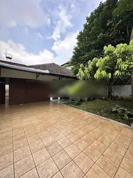 Rumah Bagus di Langsat, Kebayoran Baru Jakarta Selatan