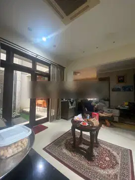 Rumah Bagus SHM di Panglima Polim, Jakarta Selatan
