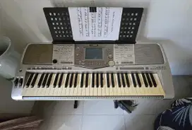 Keyboard Yamaha PSR-2100 + Sustain + Stand