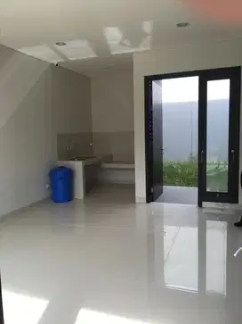 Dijual Rumah di Precia BSD